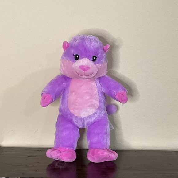 Build-A-Bear Workshop Otterly Adorable Otter Stuffed Animal. - Picture 1 of 4